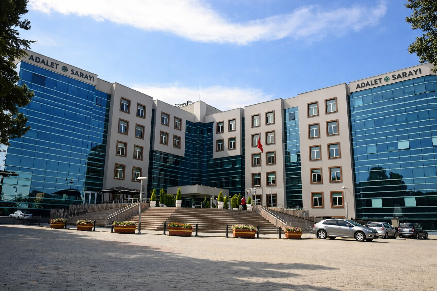 İnegöl Adalet Sarayı